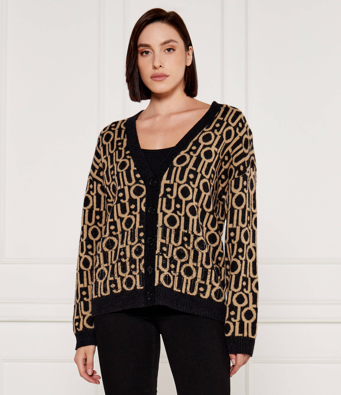 Свитер Liu Jo Loose fit, бежевый
Свитер Liu Jo Loose fit, бежевый