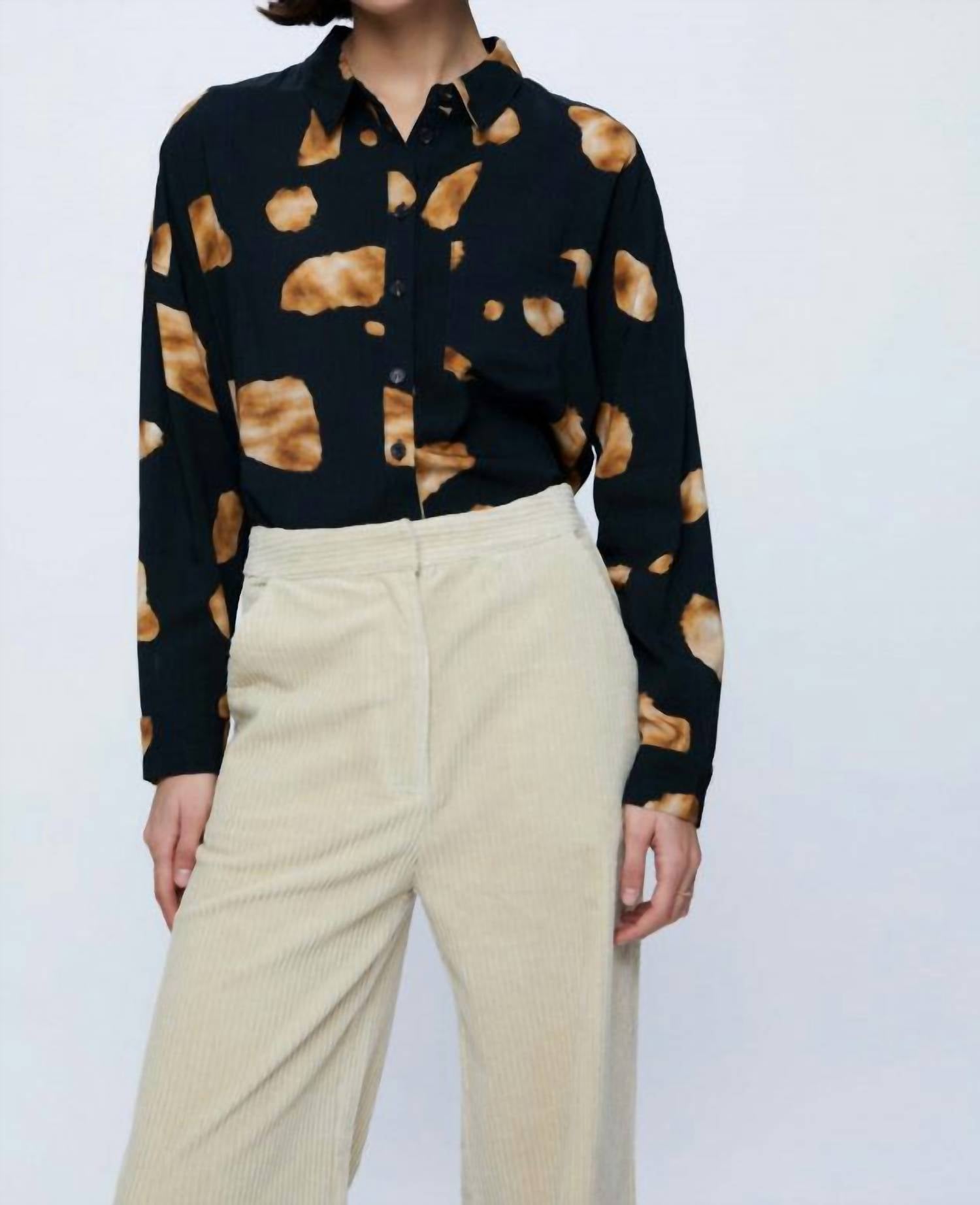 Рубашка Fluid черного и коричневого цветов WILD PONY
Рубашка Fluid черного и коричневого цветов WILD PONY