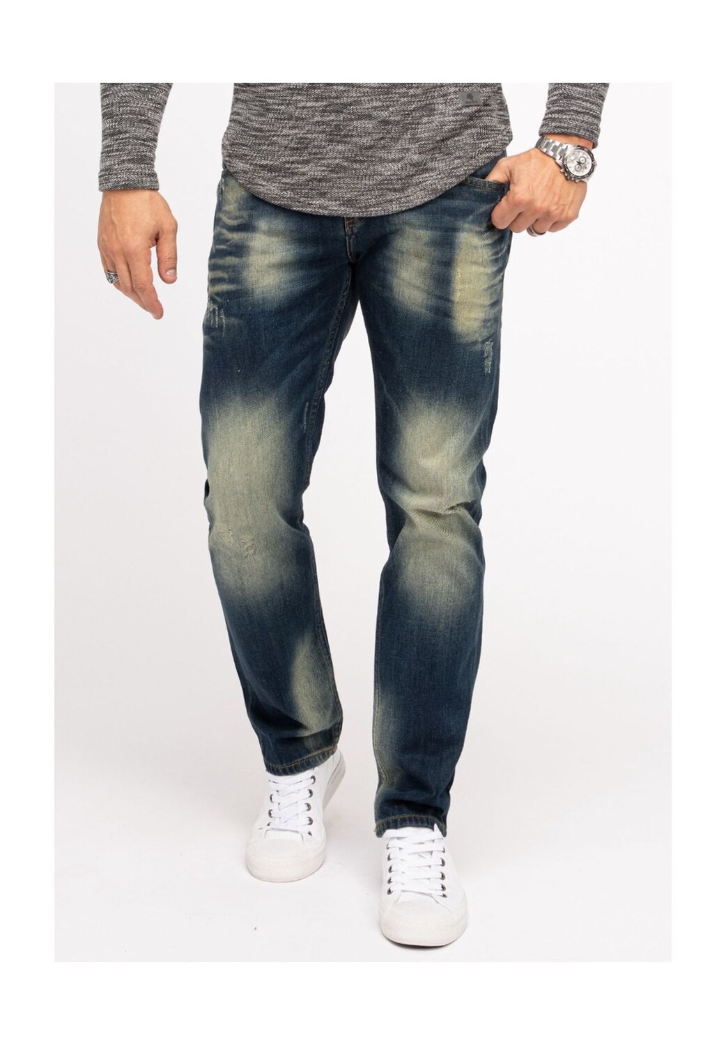 Джинсы прямого кроя стандартного кроя INDUMENTUM, синий
Джинсы прямого кроя стандартного кроя INDUMENTUM, синий