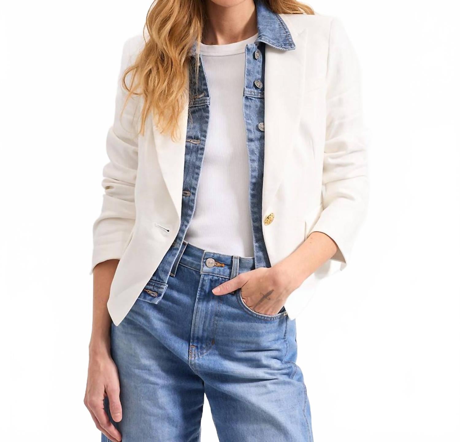 Куртка Hosanna Dickey в цвете бежевый Veronica Beard
Куртка Hosanna Dickey в цвете бежевый Veronica Beard