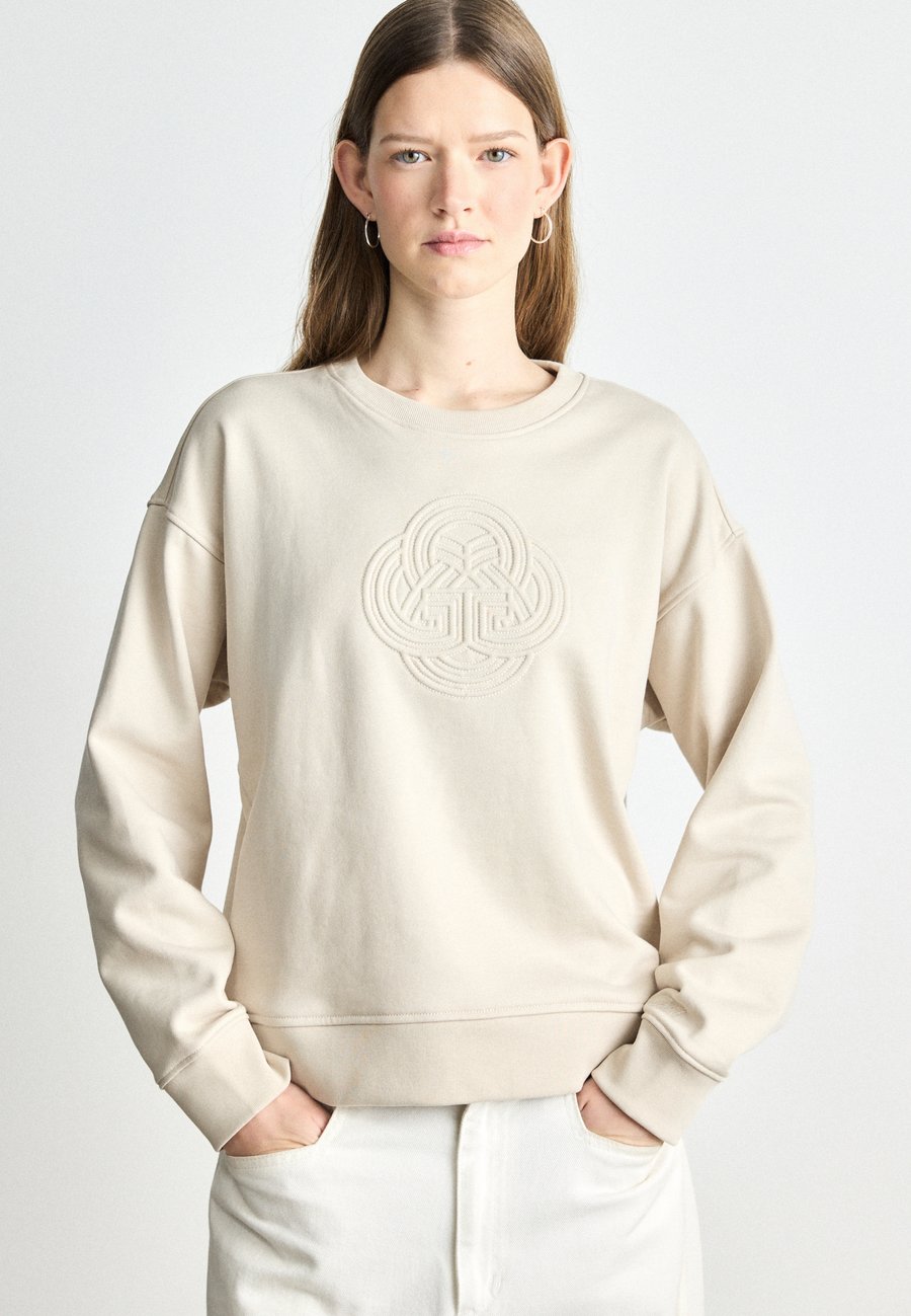 Толстовка GANT RAISED GRAPHIC C NECK, Putty/Beige
Толстовка GANT RAISED GRAPHIC C NECK, Putty/Beige