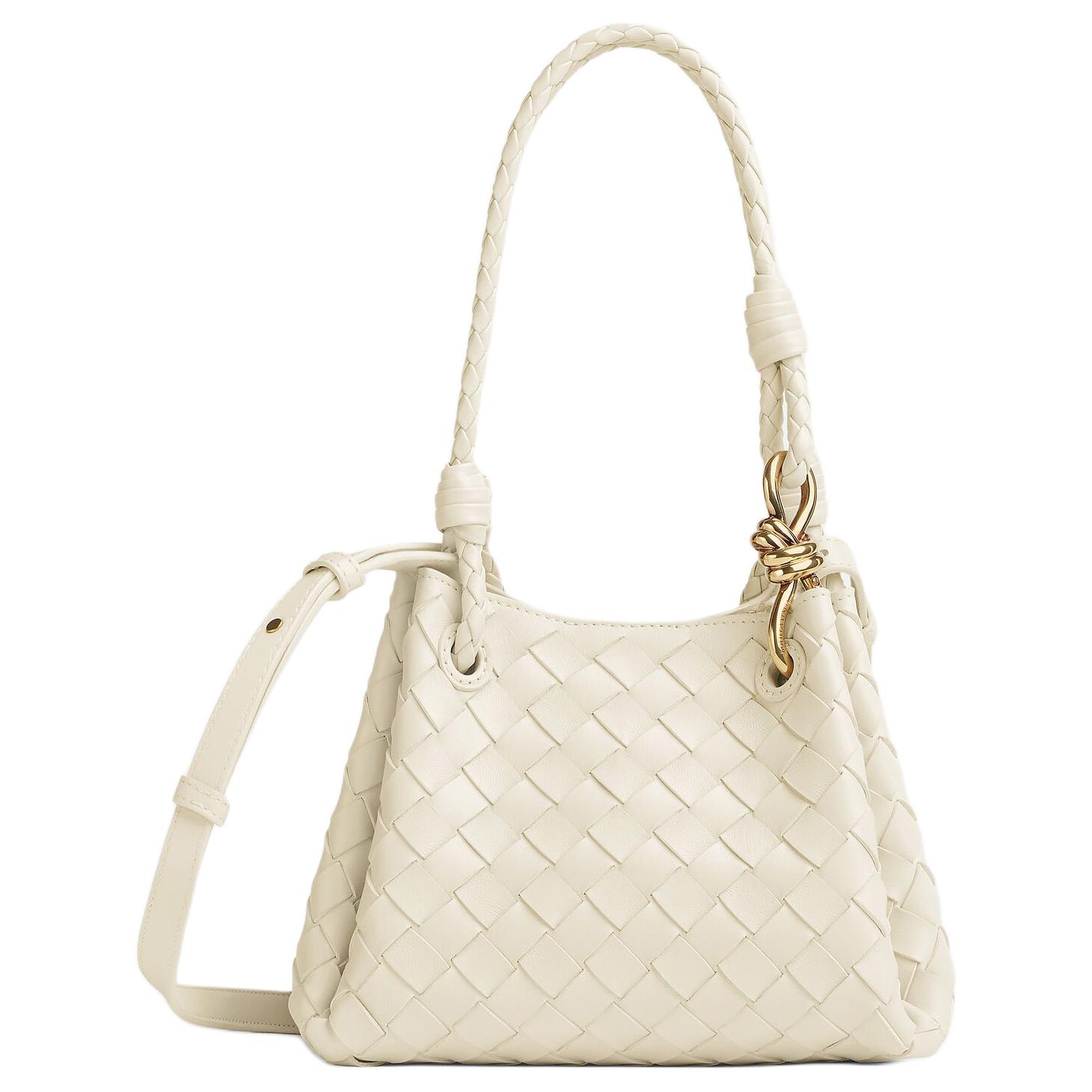 Сумка через плечо из овчины женская, цвет морская соль Bottega Veneta
Сумка через плечо из овчины женская, цвет морская соль Bottega Veneta