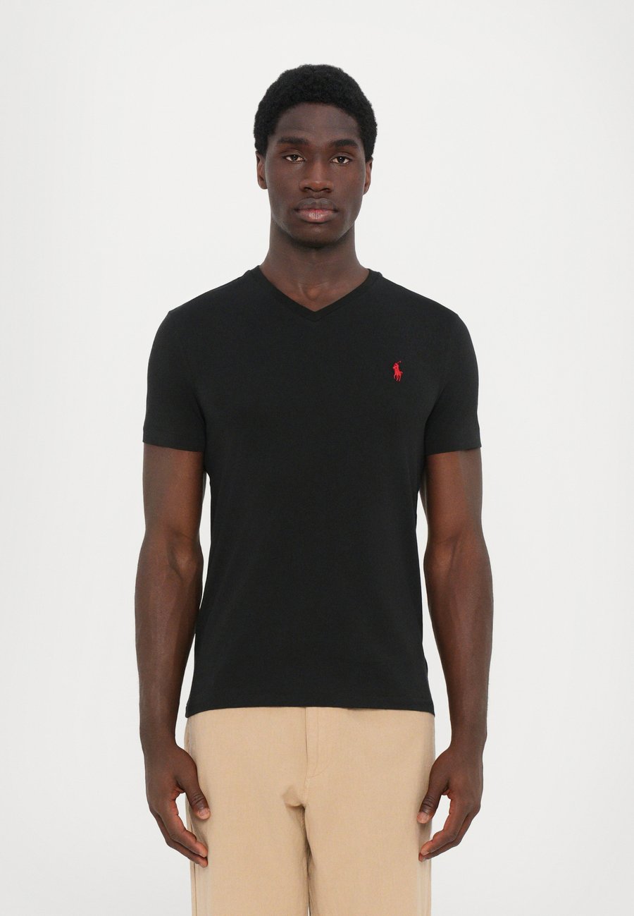 Футболка Polo Ralph Lauren CUSTOM SLIM FIT JERSEY V-NECK T-SHIRT, Black/Dark Blue, Черный, Футболка Polo Ralph Lauren CUSTOM SLIM FIT JERSEY V-NECK T-SHIRT, Black/Dark Blue
Футболка Polo Ralph Lauren CUSTOM SLIM FIT JERSEY V-NECK T-SHIRT, Black/Dark Blue, Черный, Футболка Polo Ralph Lauren CUSTOM SLIM FIT JERSEY V-NECK T-SHIRT, Black/Dark Blue