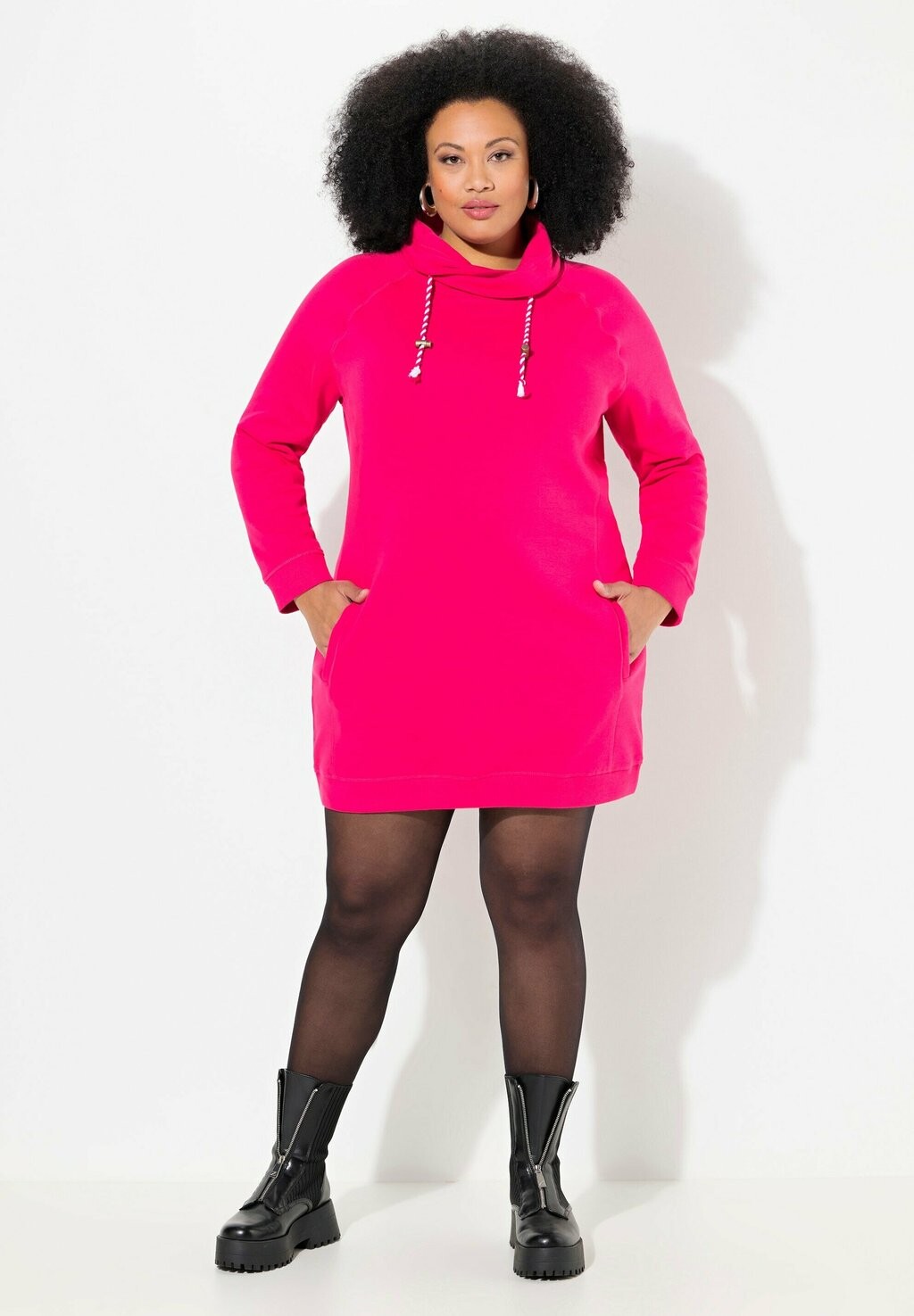 Повседневное платье STEHKRAGEN LANGARM TASCHEN Ulla Popken, розовый
Повседневное платье STEHKRAGEN LANGARM TASCHEN Ulla Popken, розовый