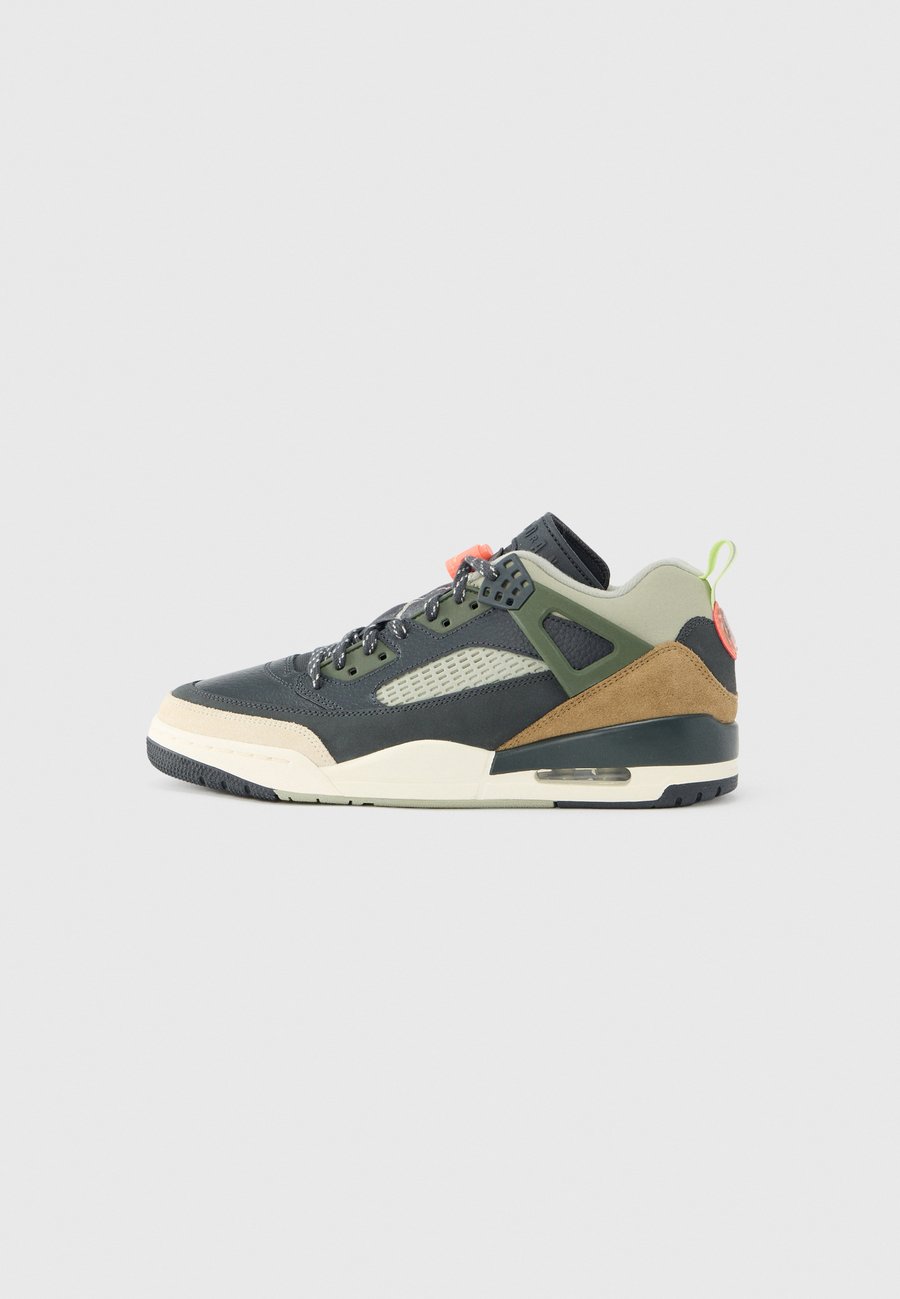 Кроссовки Jordan JORDAN SPIZIKE LOW, Anthracite/Spruce Fog/Khaki/Midnight Navy/Brown Kelp/Anthracite
Кроссовки Jordan JORDAN SPIZIKE LOW, Anthracite/Spruce Fog/Khaki/Midnight Navy/Brown Kelp/Anthracite