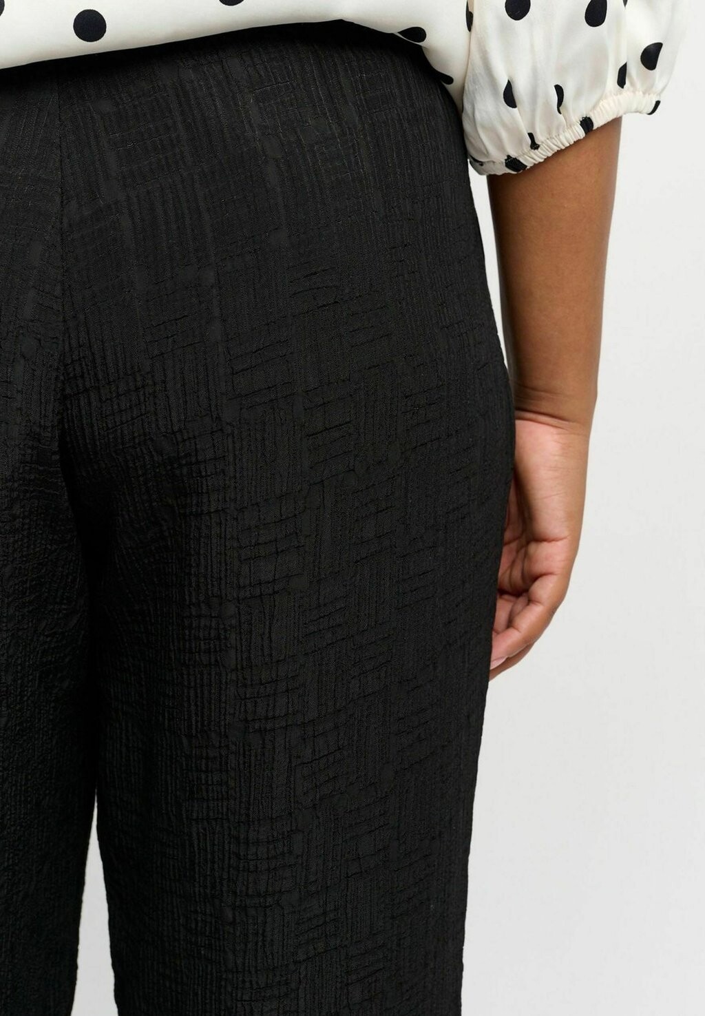 Брюки TAMIRA Pont Neuf, черный
Брюки TAMIRA Pont Neuf, черный