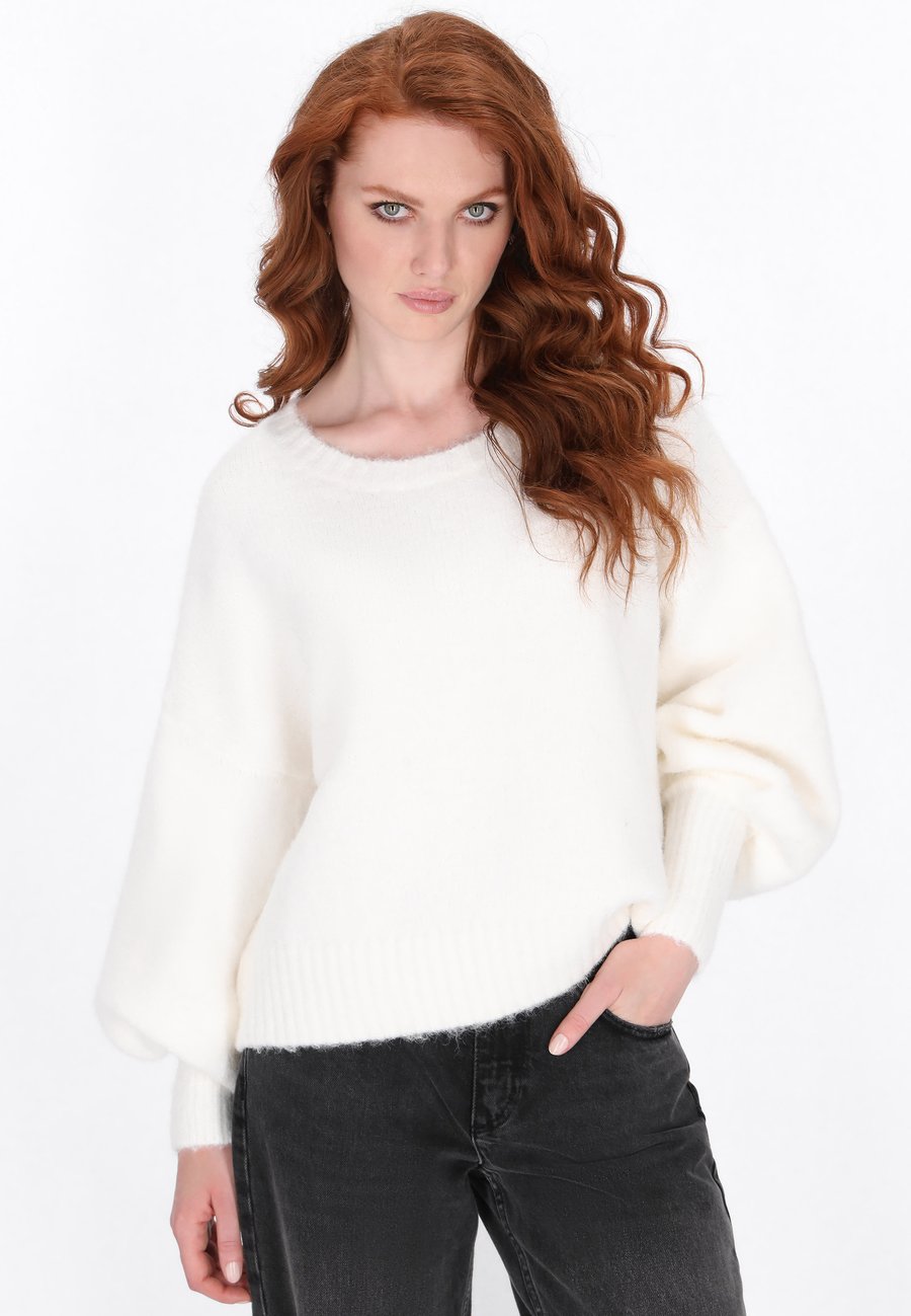 Джемпер DreiMaster Jumper, Offwhite/Off-White
Джемпер DreiMaster Jumper, Offwhite/Off-White