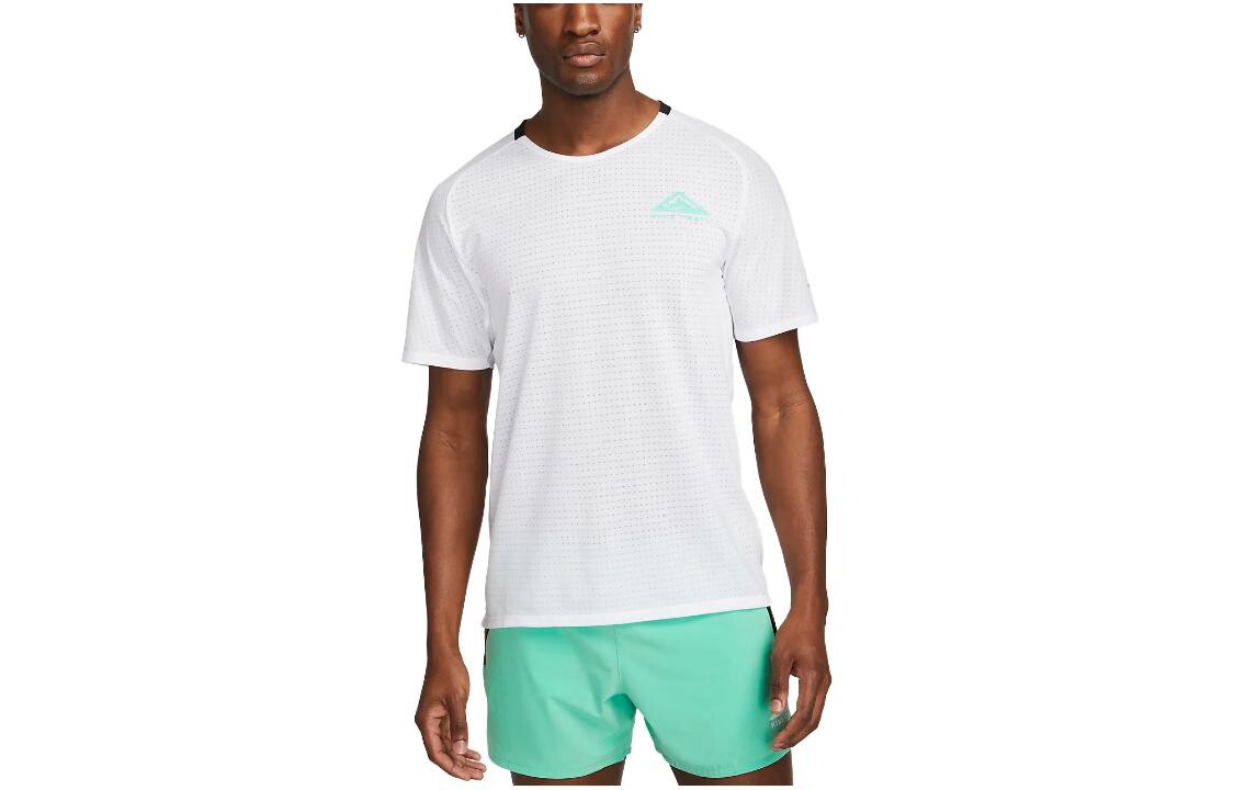 Футболка мужская белая Nike, белый
Футболка мужская белая Nike, белый