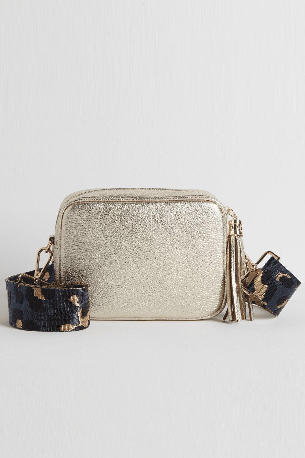 Сумка через плечо Verona с кисточками и леопардовым ремешком Betsy & Floss, золото, Золотой, Сумка через плечо Verona с кисточками и леопардовым ремешком Betsy & Floss, золото
Сумка через плечо Verona с кисточками и леопардовым ремешком Betsy & Floss, золото, Золотой, Сумка через плечо Verona с кисточками и леопардовым ремешком Betsy & Floss, золото