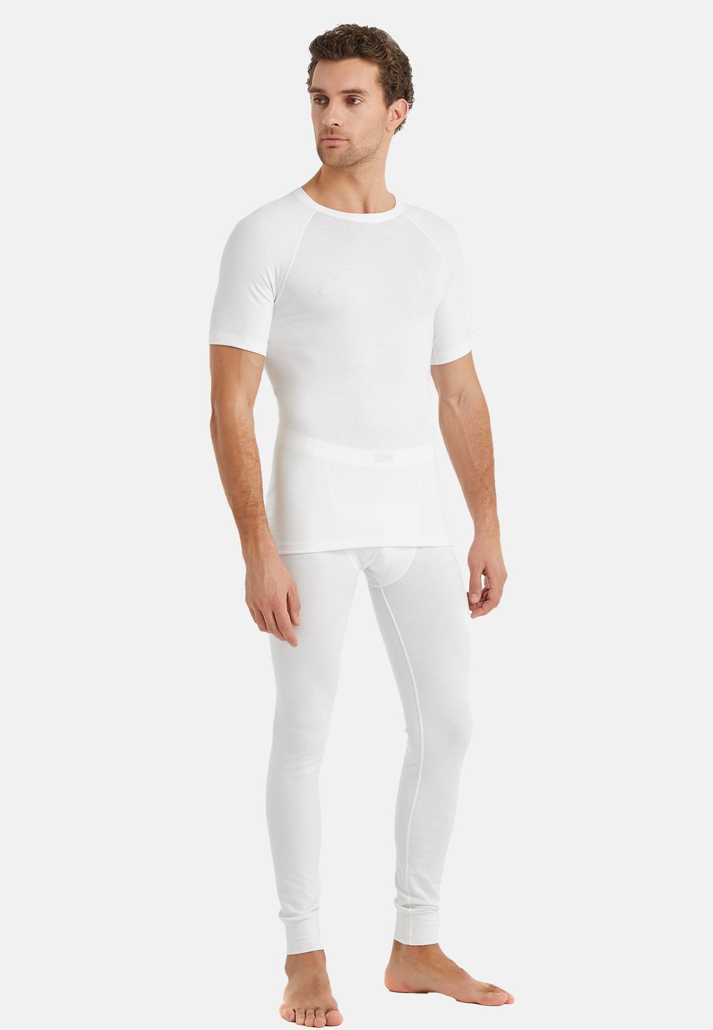 Нижняя футболка Blackspade, белый
Нижняя футболка Blackspade, белый