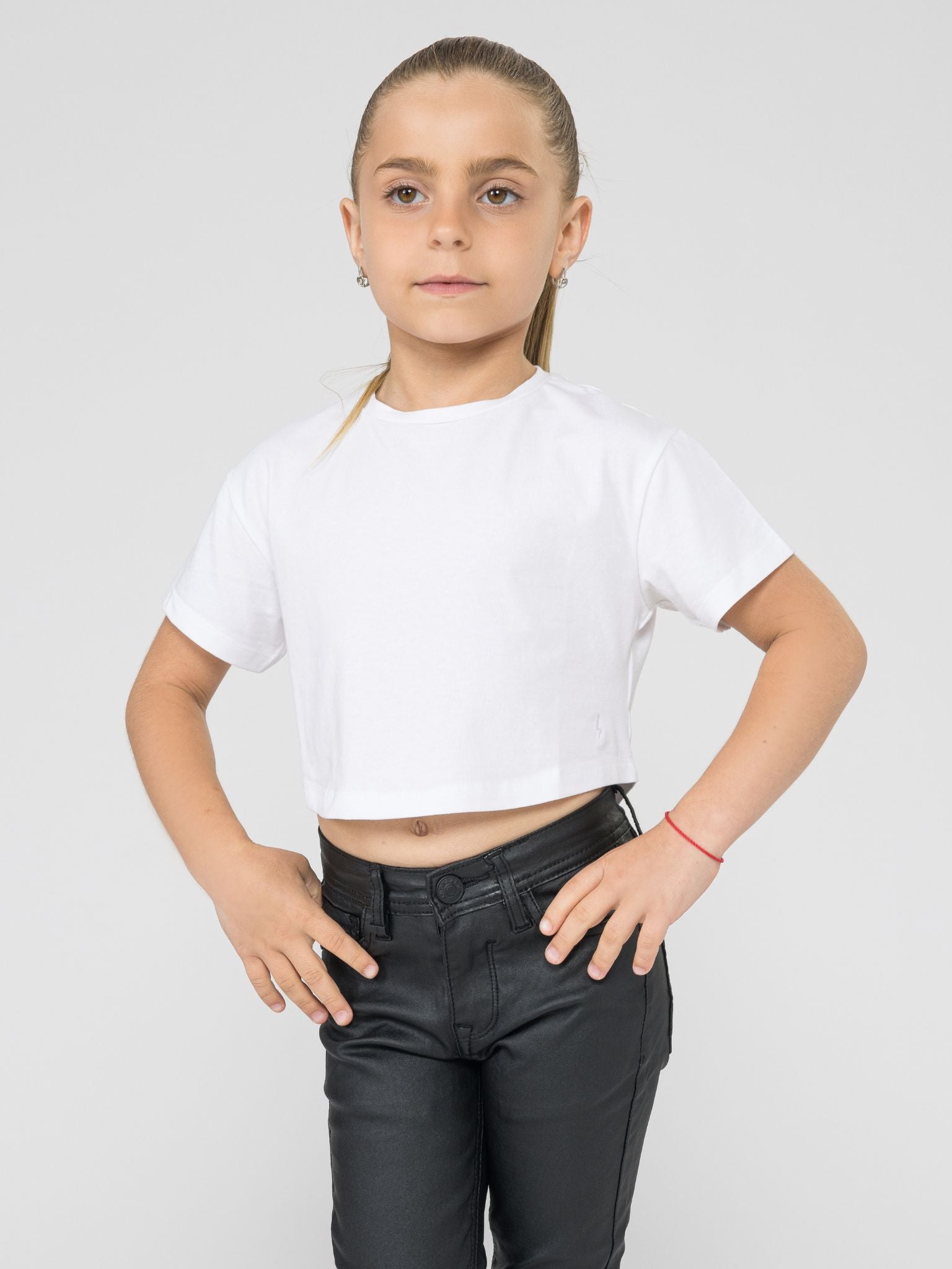 Футболка для девочек, укороченная, базовая, с коротким рукавом Noizz, белый
Футболка для девочек, укороченная, базовая, с коротким рукавом Noizz, белый