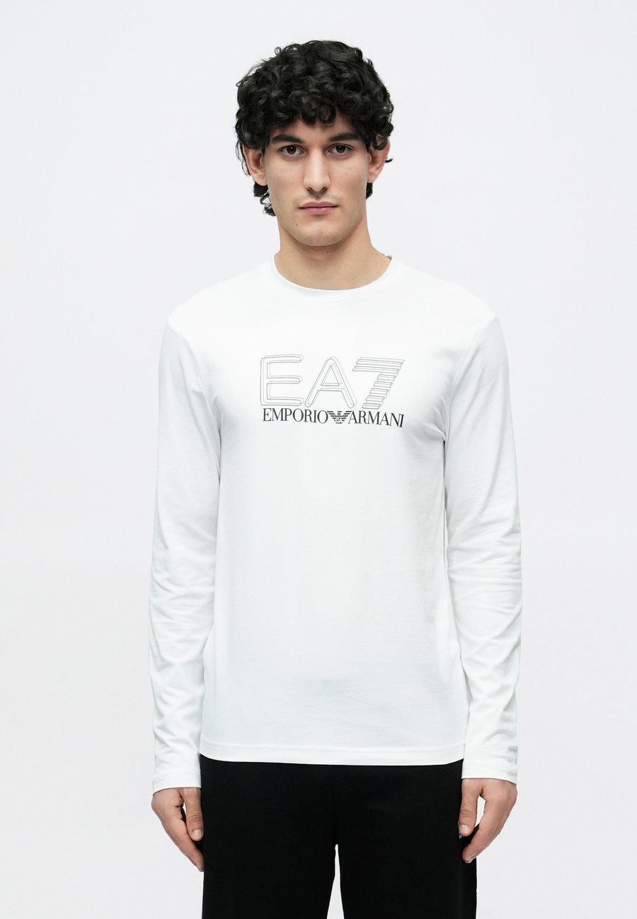 Топ EA7 Emporio Armani TRAIN VISIBILITY TEE UNISEX, White
Топ EA7 Emporio Armani TRAIN VISIBILITY TEE UNISEX, White