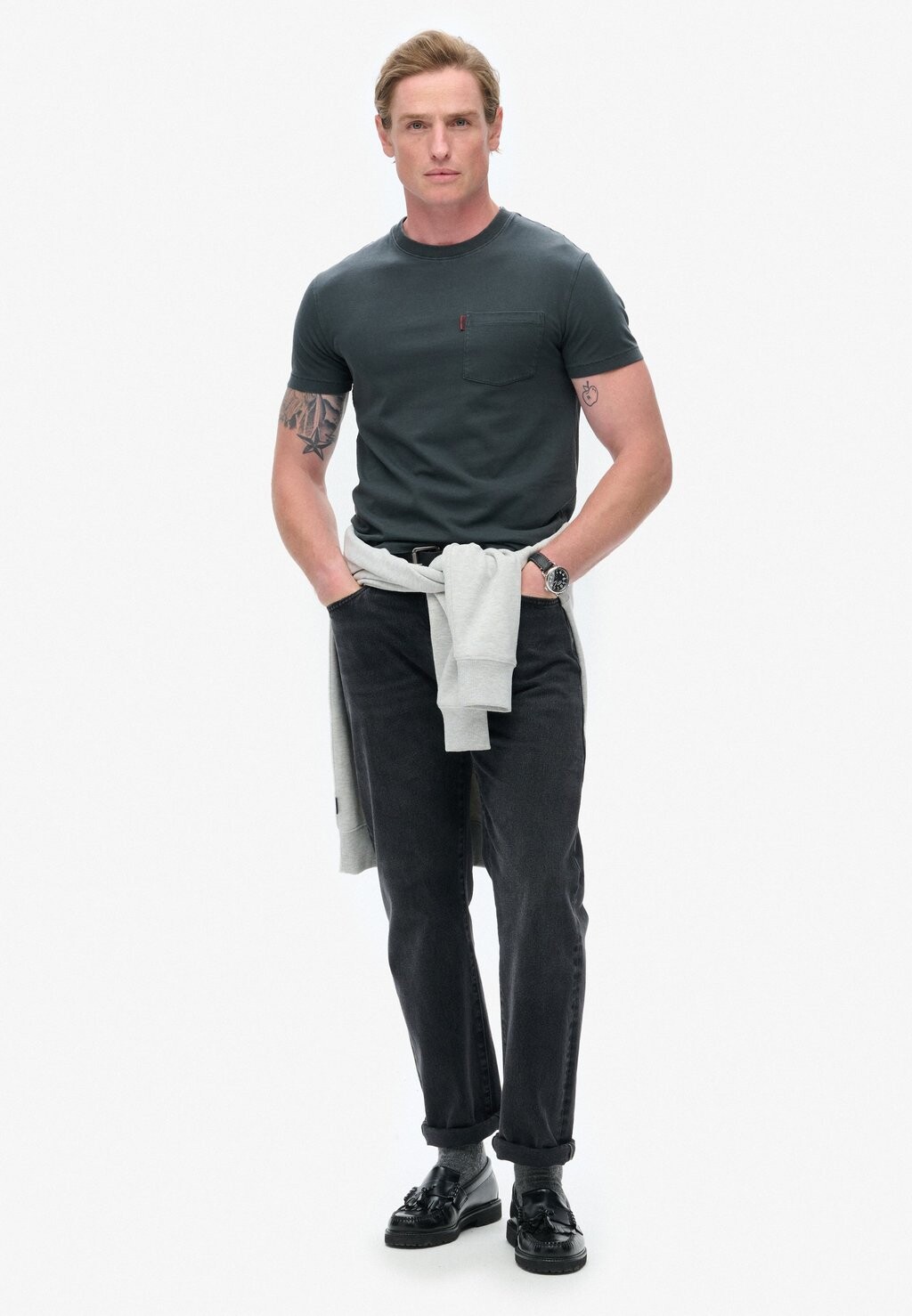 Базовая футболка ESSENTIAL WASHED Superdry, черный
Базовая футболка ESSENTIAL WASHED Superdry, черный