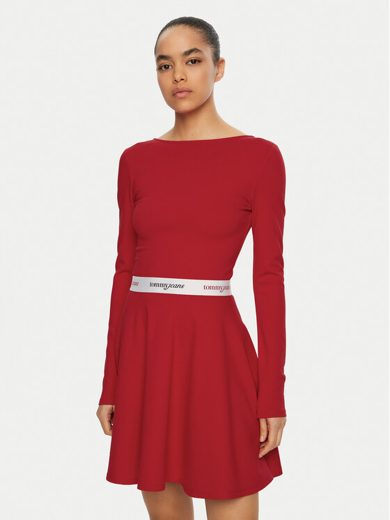 Платье облегающего кроя для повседневной носки DW0DW19465 Tommy Jeans, красный
Платье облегающего кроя для повседневной носки DW0DW19465 Tommy Jeans, красный