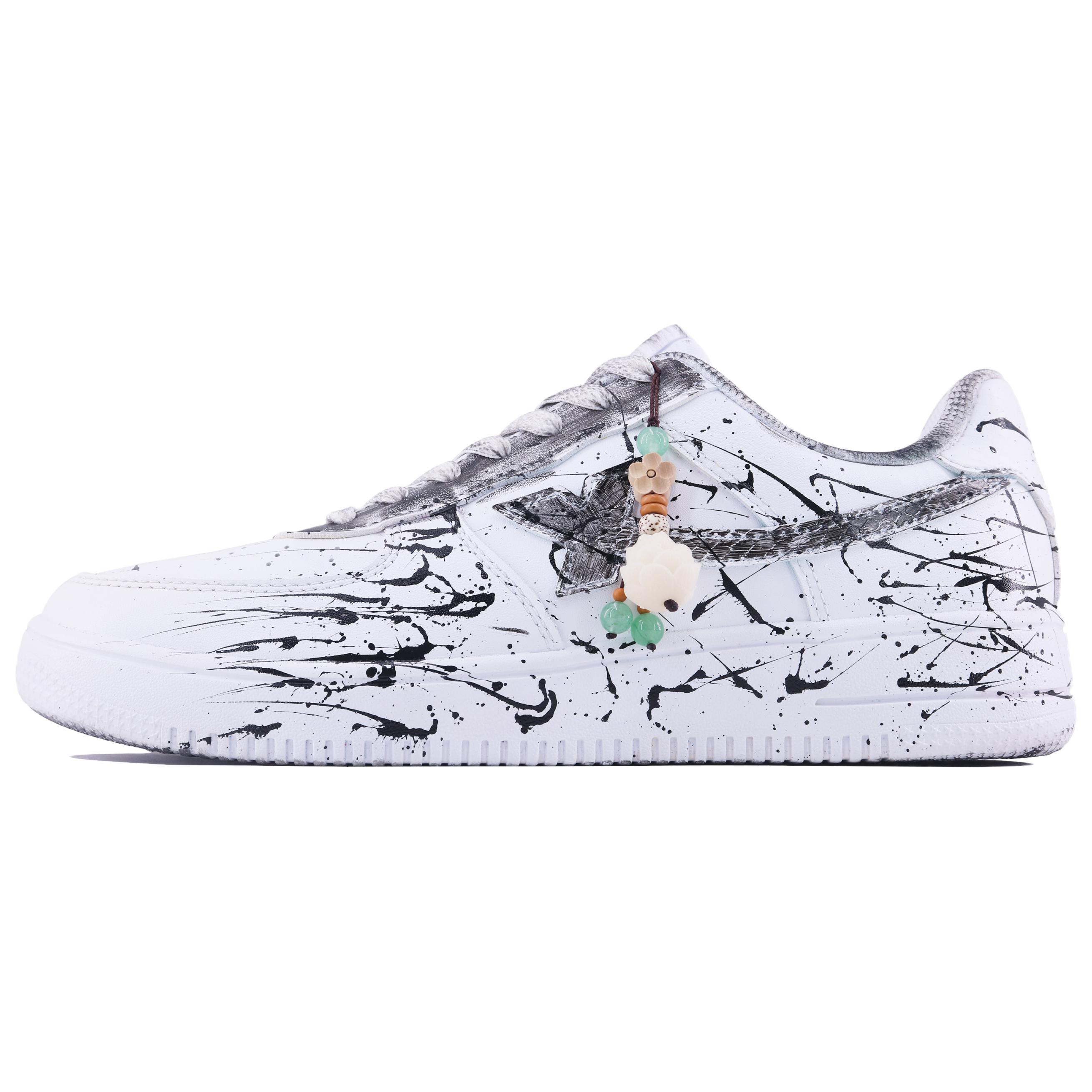 XTEP Кроссовки Air Force One с низким верхом для скейтборда, противоскользящие, износостойкие, мужские, белые, черные 
XTEP Кроссовки Air Force One с низким верхом для скейтборда, противоскользящие, износостойкие, мужские, белые, черные