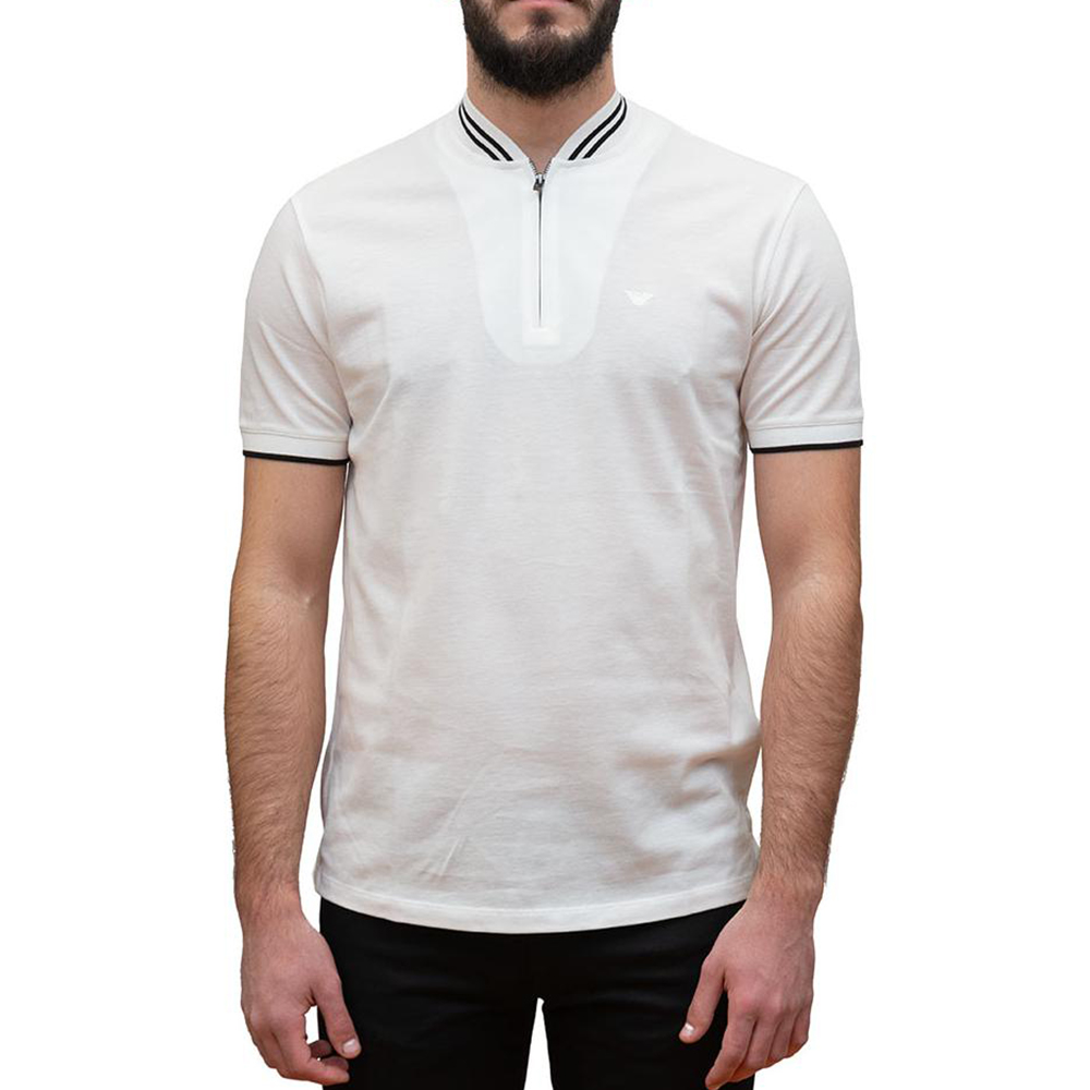 Футболка мужская белая EMPORIO ARMANI
Футболка мужская белая EMPORIO ARMANI