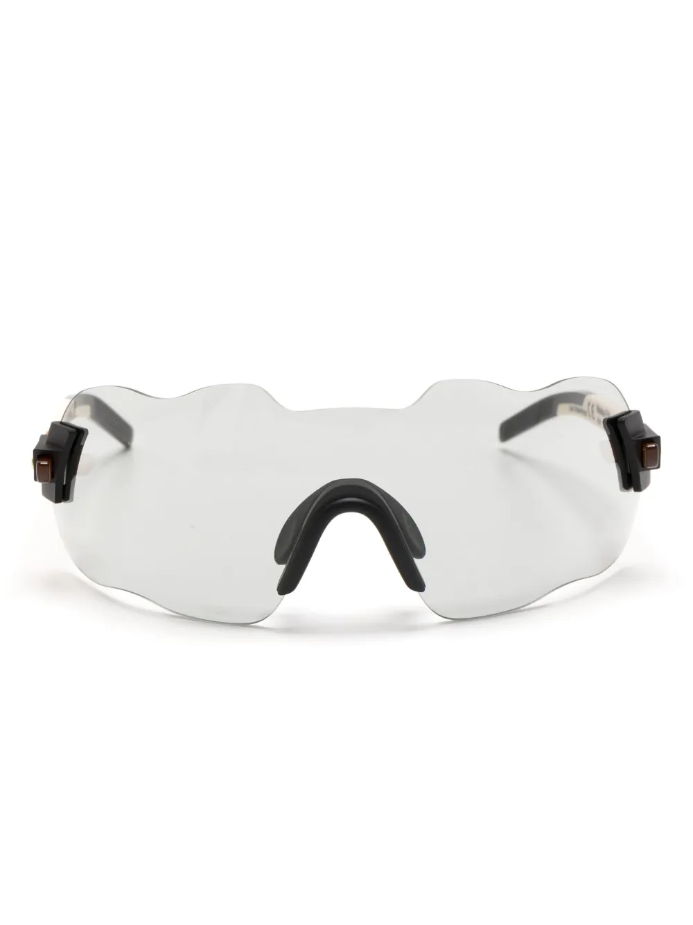 Солнцезащитные очки E50 в массивной оправе Kuboraum, черный
Солнцезащитные очки E50 в массивной оправе Kuboraum, черный