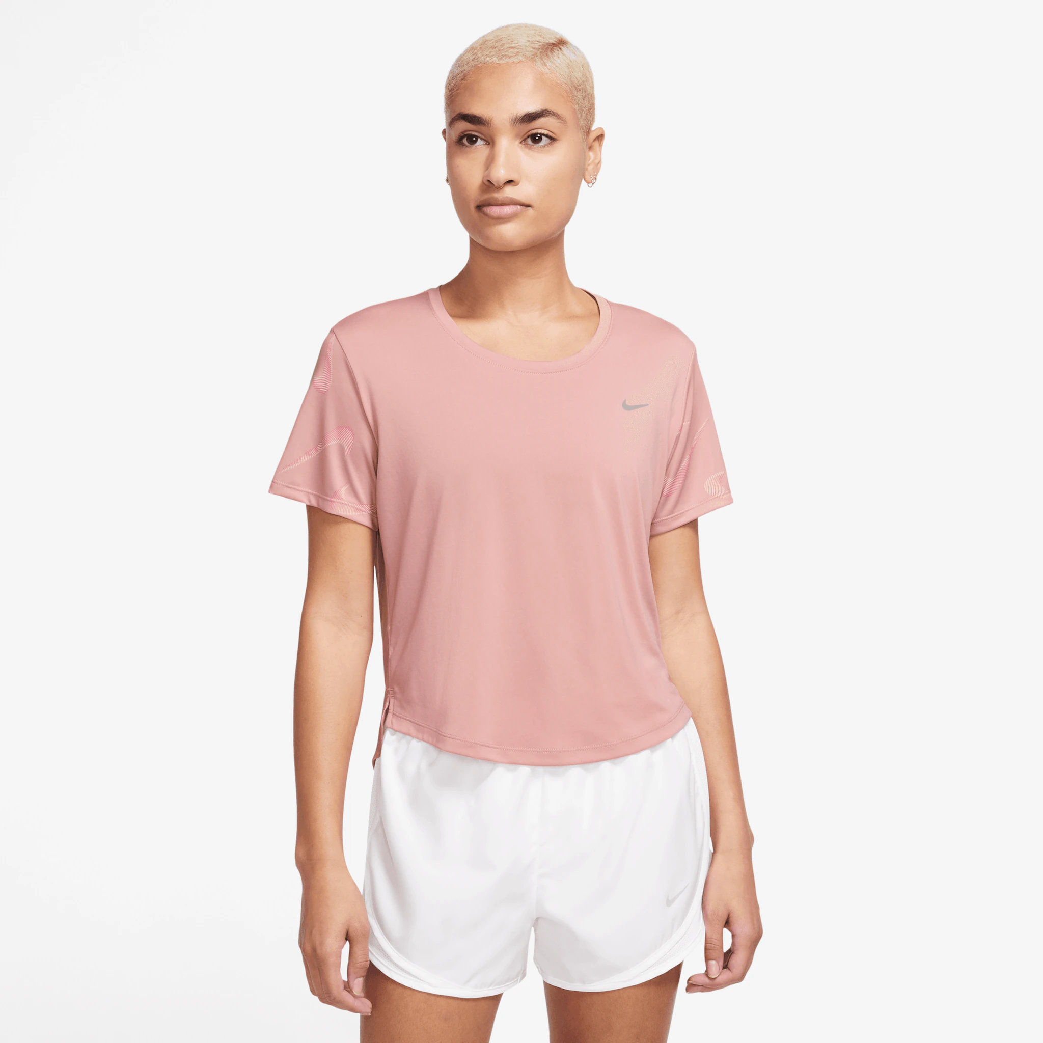 Футболка для бега Nike "SWOOSH DRI-FIT ЖЕНСКИЙ УКОРОЧЕННЫЙ ТОП С КОРОТКИМ РУКАВОМ С ПРИНТОМ", серебристый
Футболка для бега Nike "SWOOSH DRI-FIT ЖЕНСКИЙ УКОРОЧЕННЫЙ ТОП С КОРОТКИМ РУКАВОМ С ПРИНТОМ", серебристый