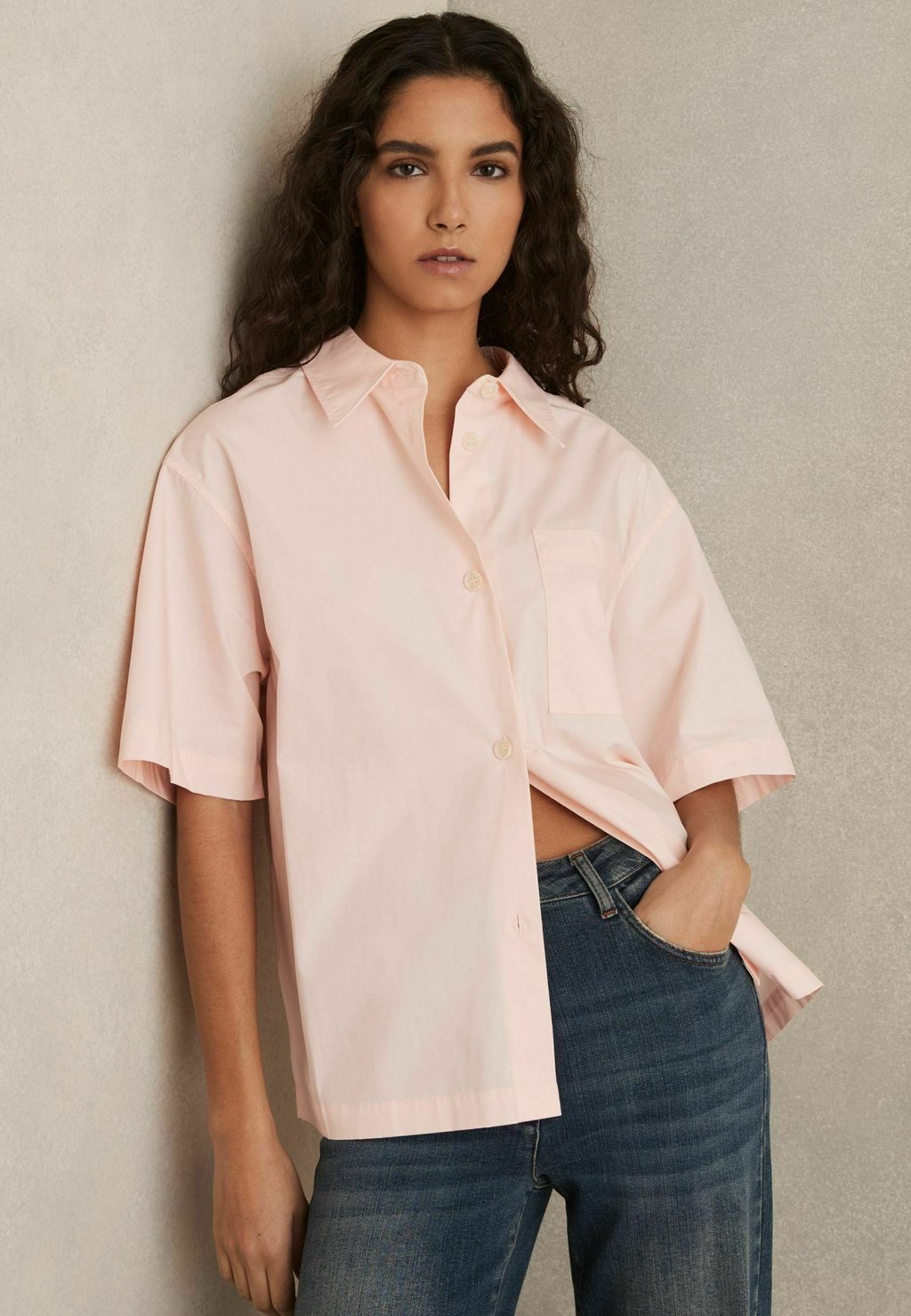 Блузка на пуговицах JORDAN Reiss, розовый
Блузка на пуговицах JORDAN Reiss, розовый