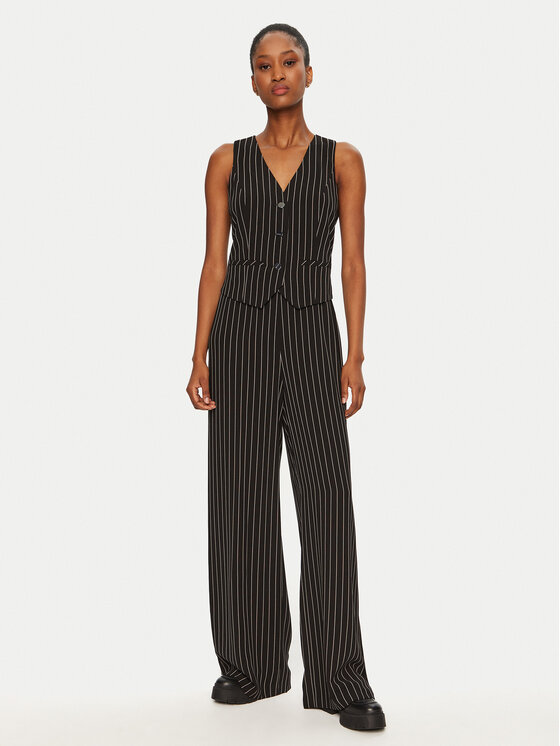 Комбинезон regular fit DD4GDA53 Dkny, черный
Комбинезон regular fit DD4GDA53 Dkny, черный