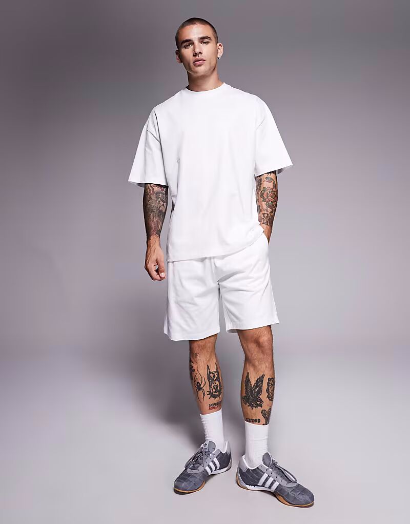 Комплект из футболки и шорт белого цвета River Island, Белый, Комплект из футболки и шорт белого цвета River Island
Комплект из футболки и шорт белого цвета River Island, Белый, Комплект из футболки и шорт белого цвета River Island
