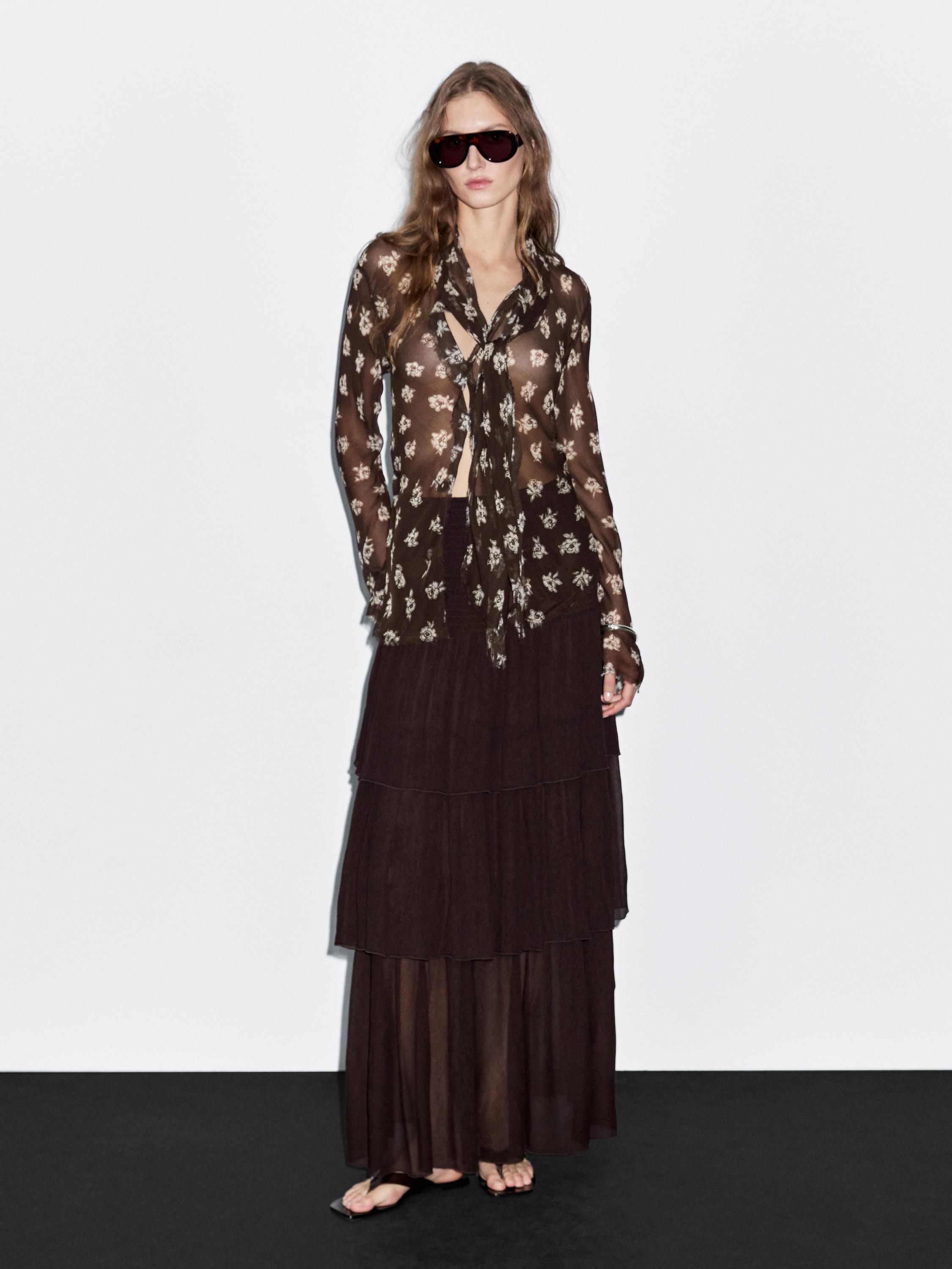 Струящаяся рубашка с воротником-шарфом Massimo Dutti, коричневый
Струящаяся рубашка с воротником-шарфом Massimo Dutti, коричневый