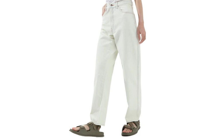 Джинсы женские светло-голубые Uniqlo
Джинсы женские светло-голубые Uniqlo