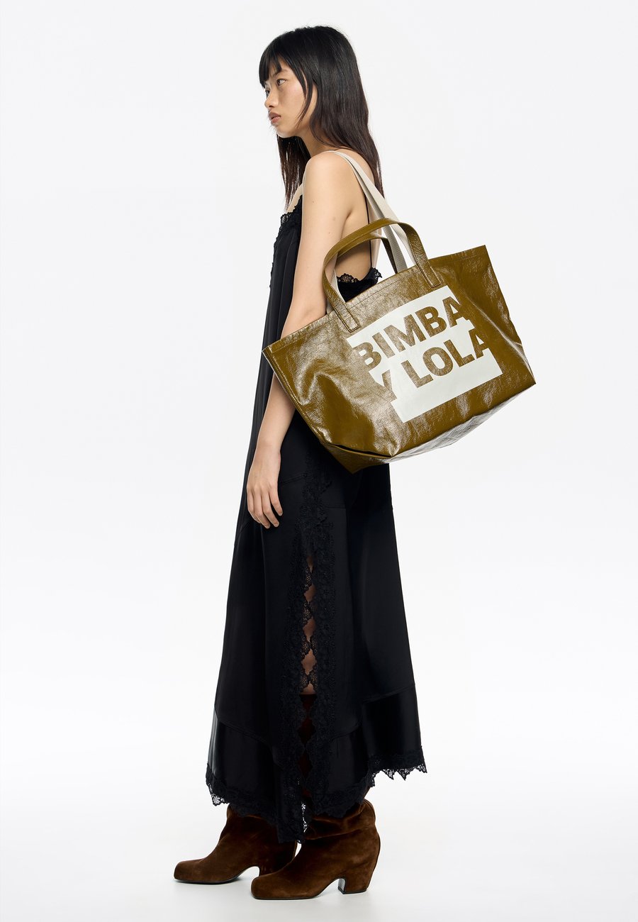 Сумка-шоппер Bimba Y Lola Tote bag, Caqui/Khaki
Сумка-шоппер Bimba Y Lola Tote bag, Caqui/Khaki