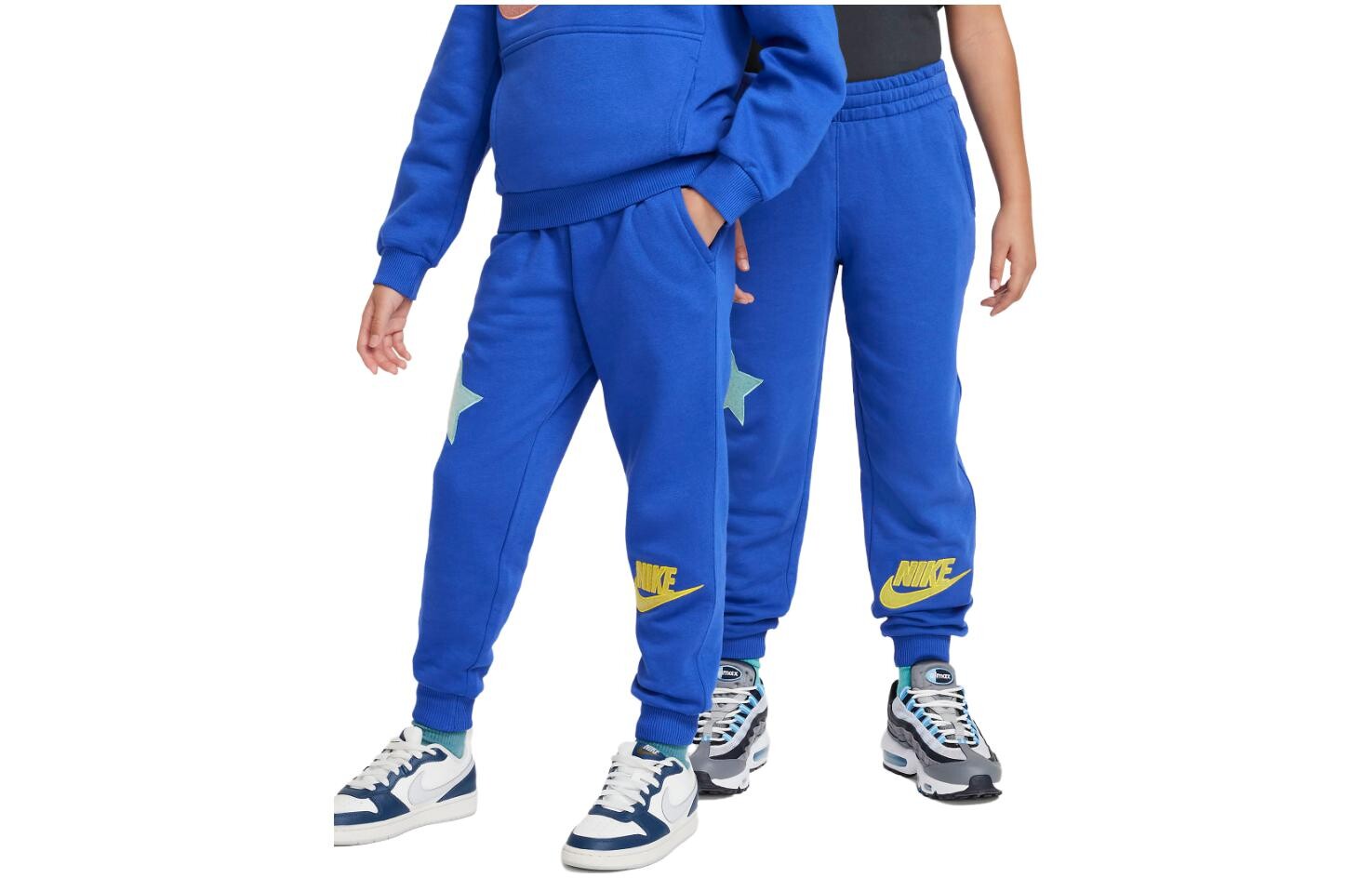 Детские трикотажные спортивные штаны Nike, синий
Детские трикотажные спортивные штаны Nike, синий