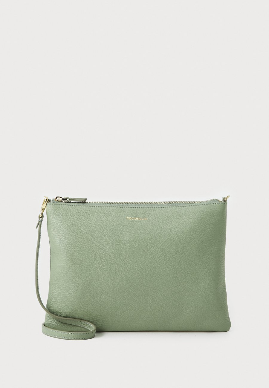 Сумка кросс-боди Coccinelle BEST CROSSBODY, Greenery/Green
Сумка кросс-боди Coccinelle BEST CROSSBODY, Greenery/Green