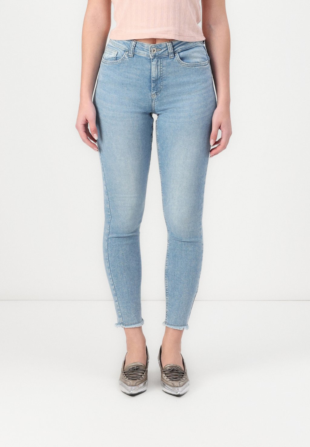 Джинсы скинни ONLRUSH ONLY, светло-голубой
Джинсы скинни ONLRUSH ONLY, светло-голубой