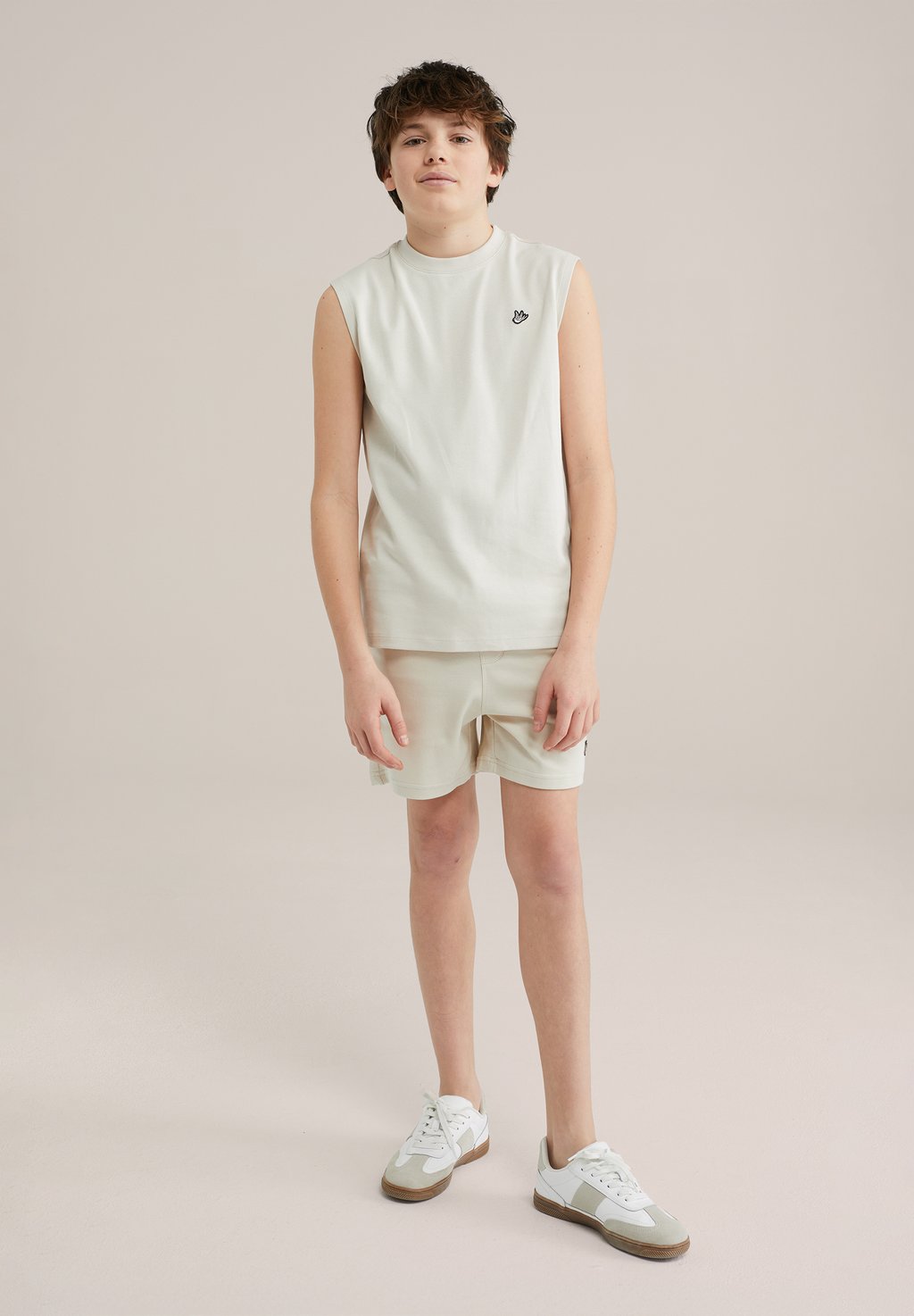 Шорты Pantaloni sportivi WE Fashion, бежевый
Шорты Pantaloni sportivi WE Fashion, бежевый