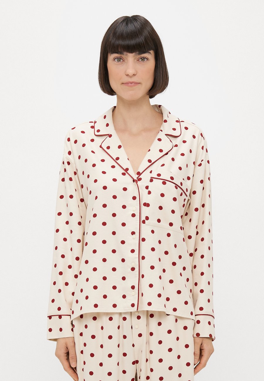 Пижамный топ Abercrombie & Fitch LONG SLEEVE SHIRT , Beige/Red/Beige
Пижамный топ Abercrombie & Fitch LONG SLEEVE SHIRT , Beige/Red/Beige