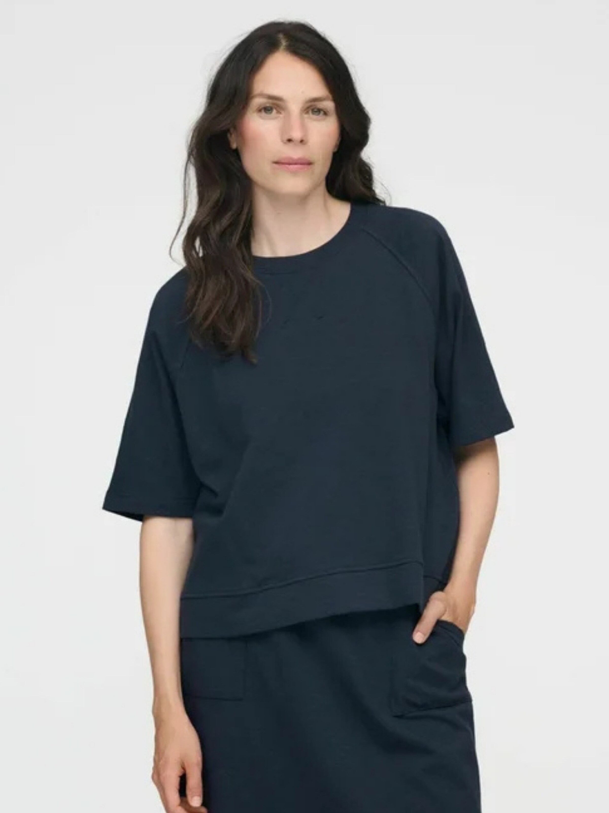 Moshi moshi mind Свитер 'aura' в темно-синем цвете
Moshi moshi mind Свитер 'aura' в темно-синем цвете