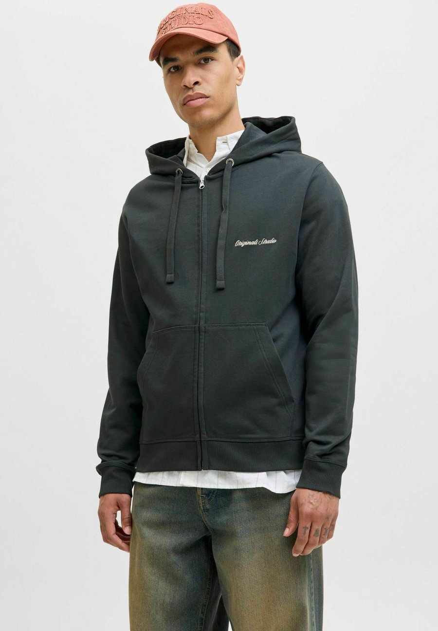 Толстовка Jack & Jones Zip-up sweatshirt, Forest River/Dark Green
Толстовка Jack & Jones Zip-up sweatshirt, Forest River/Dark Green