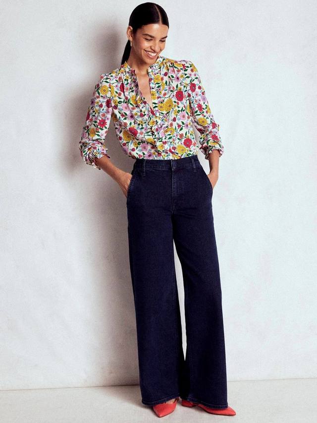 Алиса топ из шелка с цветочным принтом и рюшами спереди Boden
Алиса топ из шелка с цветочным принтом и рюшами спереди Boden