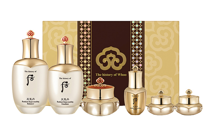 Набор для ухода за кожей TQDan Floral Radiance Tightening The History Of Whoo
Набор для ухода за кожей TQDan Floral Radiance Tightening The History Of Whoo