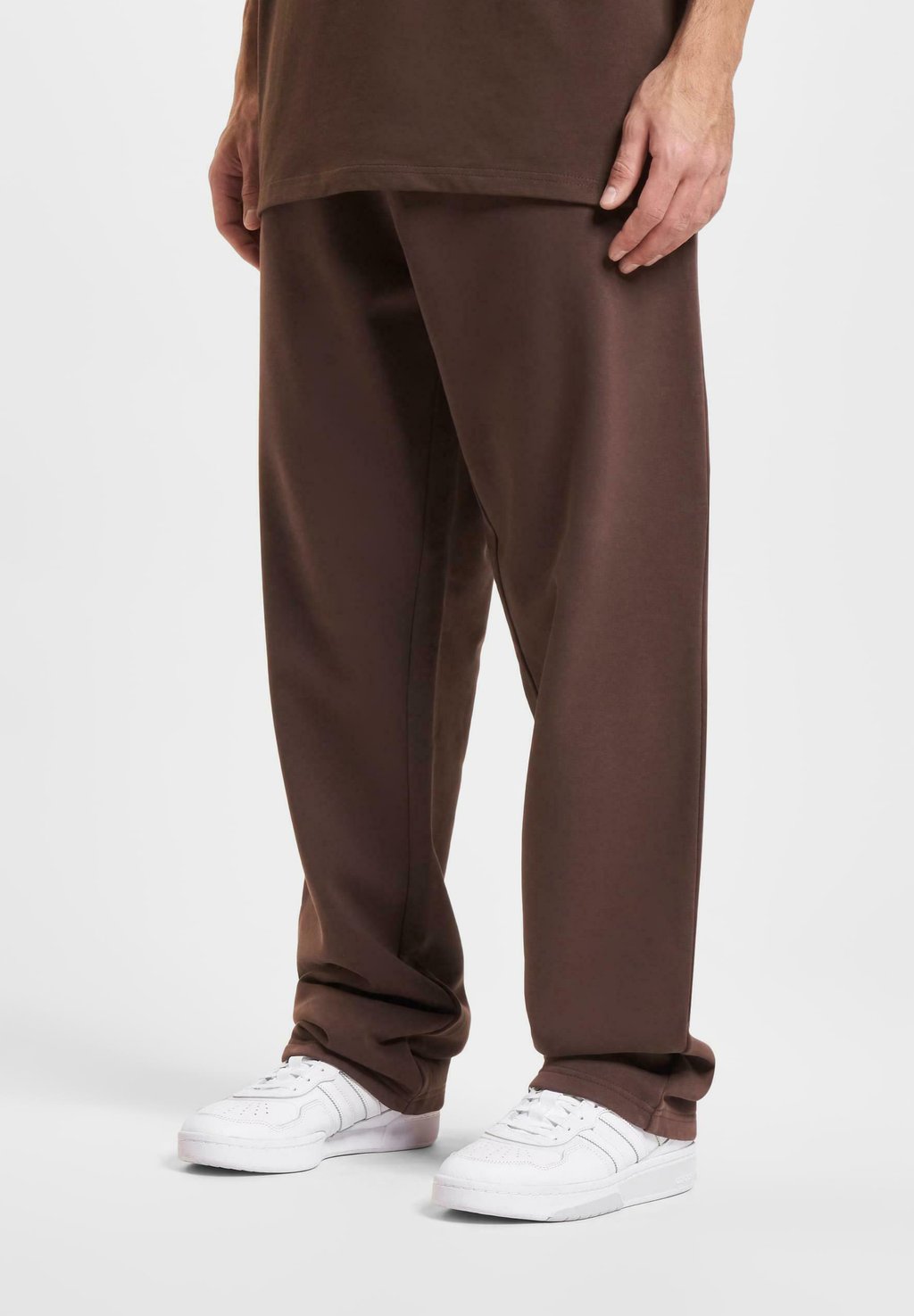 Спортивные штаны JOGGING DEF, коричневый
Спортивные штаны JOGGING DEF, коричневый