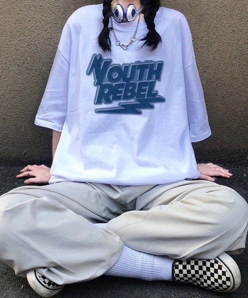 Футболка свободного кроя винтажная с логотипом DEVICE, белый
Футболка свободного кроя винтажная с логотипом DEVICE, белый