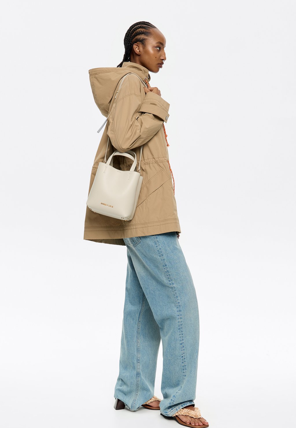 Сумка CHIHUAHUA PEQUEÑO Bimba Y Lola, цвет Piedra
Сумка CHIHUAHUA PEQUEÑO Bimba Y Lola, цвет Piedra