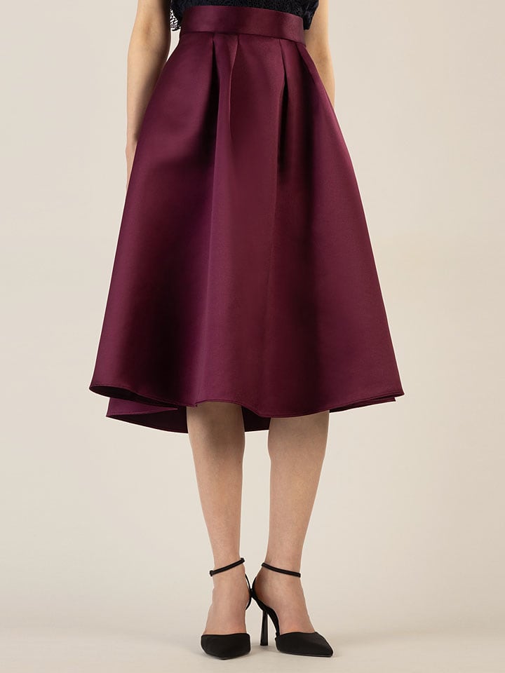 Юбка до колена APART
Юбка до колена APART