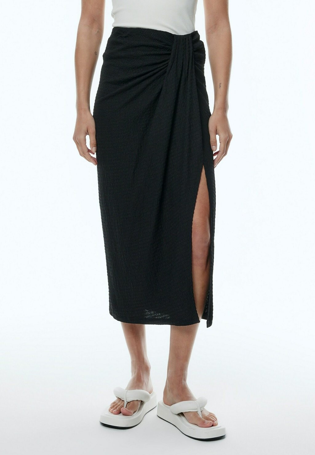 Юбка А-силуэта YOLA EDITED, цвет schwarz
Юбка А-силуэта YOLA EDITED, цвет schwarz