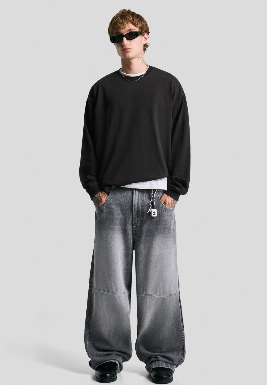 Топ Bershka LONG SLEEVE BOXY FIT, Black
Топ Bershka LONG SLEEVE BOXY FIT, Black