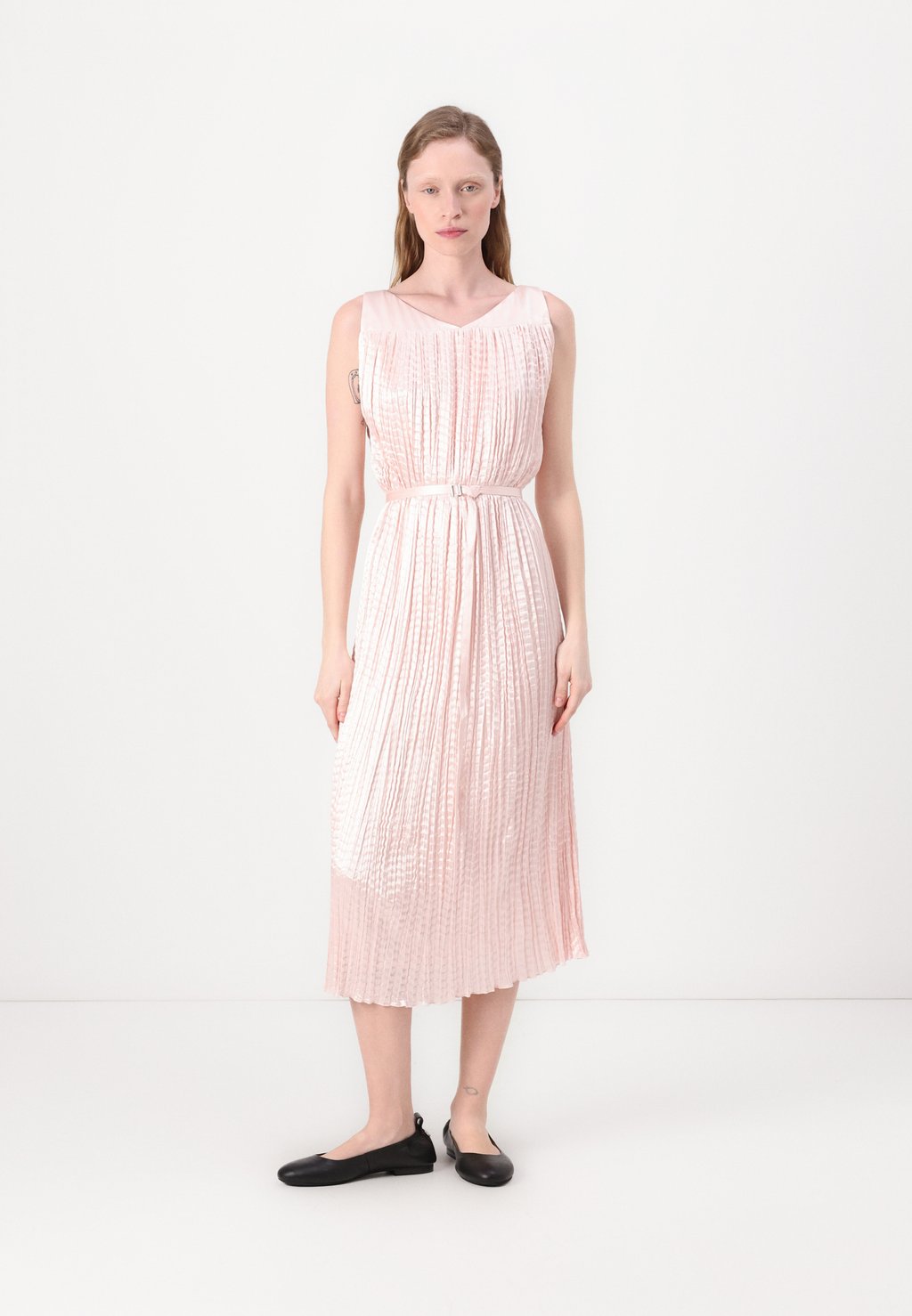 Коктейльное/вечернее платье DAVARIA BOSS, розовый
Коктейльное/вечернее платье DAVARIA BOSS, розовый