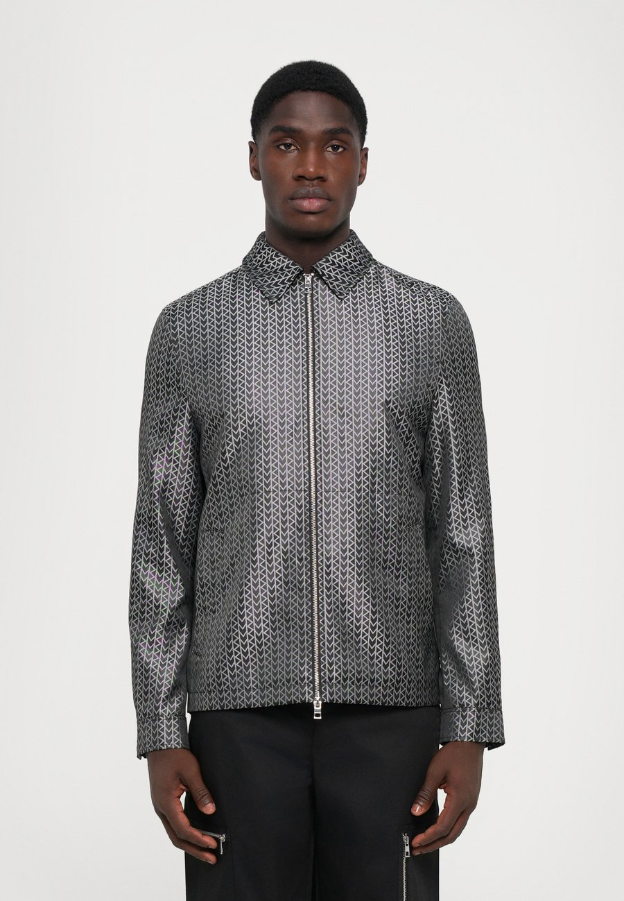 Куртка Michael Kors LIMONTA ZIP , Dark Grey
Куртка Michael Kors LIMONTA ZIP , Dark Grey