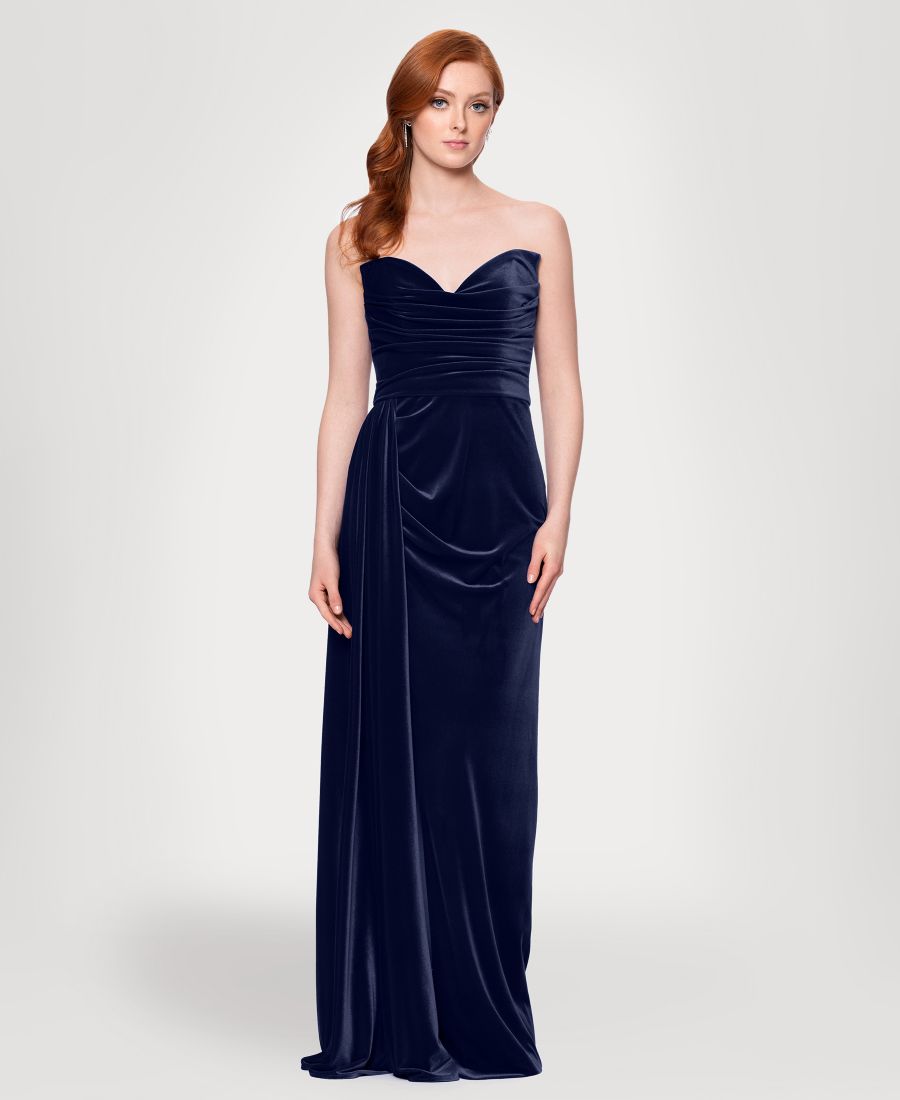 Бархатное платье без бретелей для подростков Blondie Nites, Navy
Бархатное платье без бретелей для подростков Blondie Nites, Navy