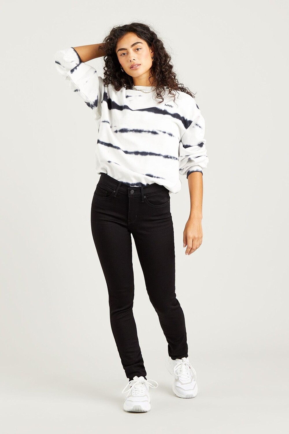 Моделирование узких джинсов 311 Levi's, черный
Моделирование узких джинсов 311 Levi's, черный