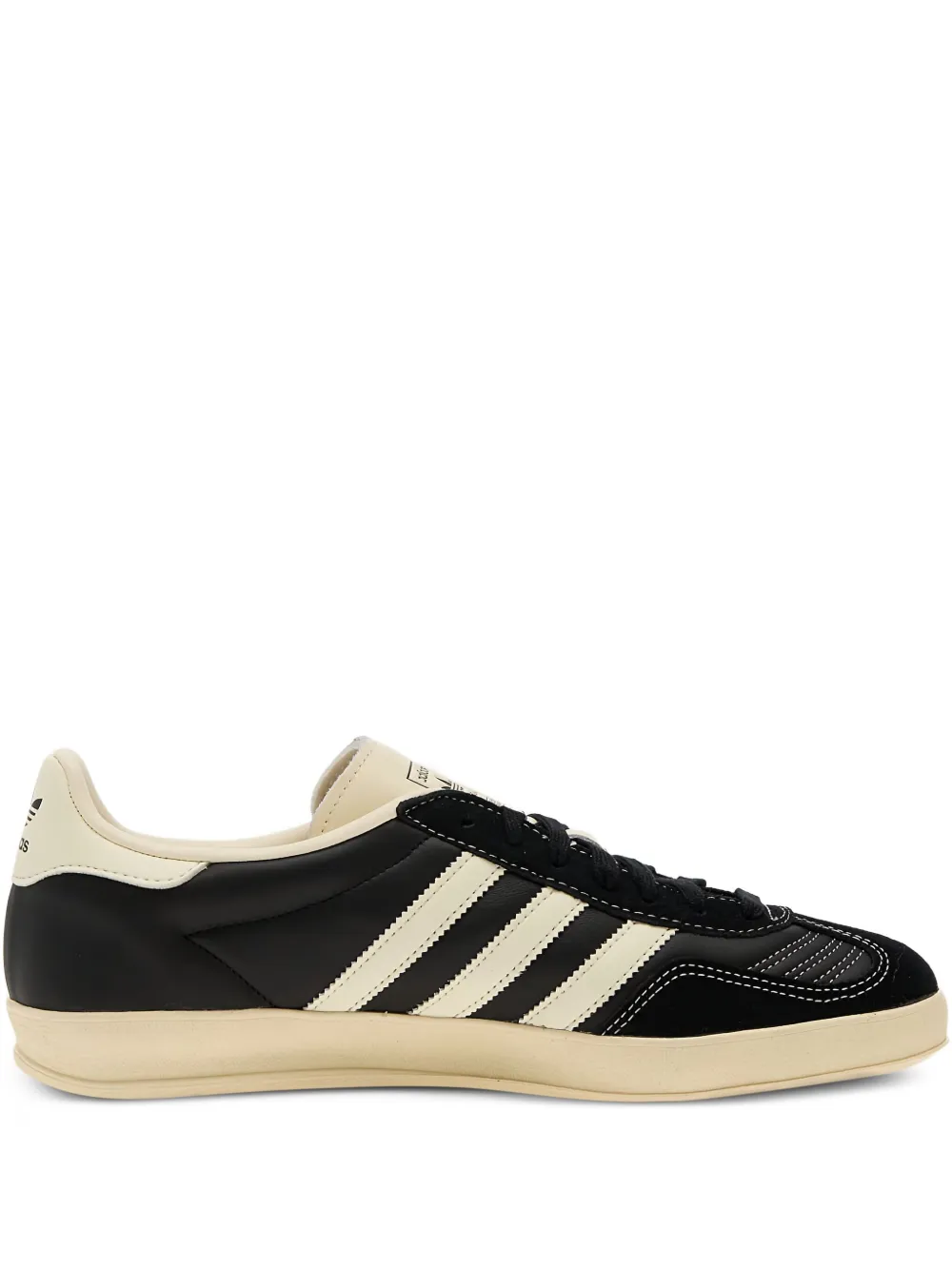 Кроссовки Gazelle Indoor Adidas, черный
Кроссовки Gazelle Indoor Adidas, черный