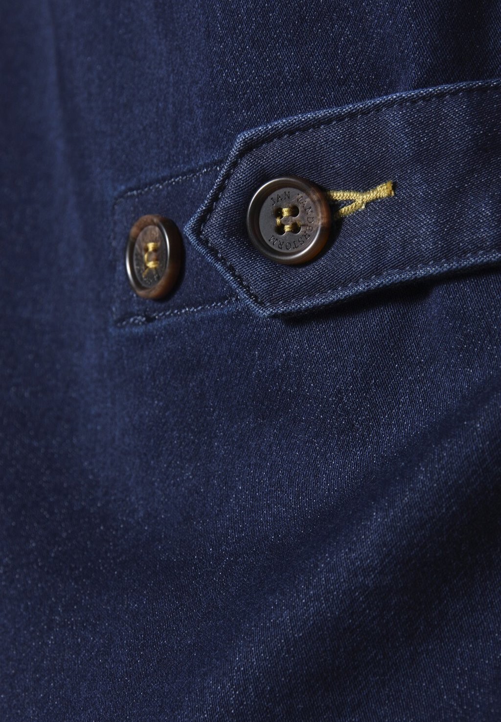 Жилет HILDEVIN Jan Vanderstorm, темно-синий
Жилет HILDEVIN Jan Vanderstorm, темно-синий