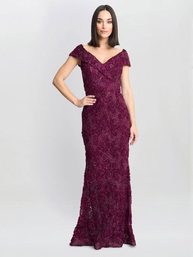 Кружевное платье с открытыми плечами Gina Bacconi, цвет Wine
Кружевное платье с открытыми плечами Gina Bacconi, цвет Wine